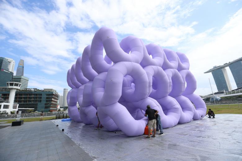 French artist’s big ‘immediate noodles’ inflatable sculpture to go on show at Marina Bay