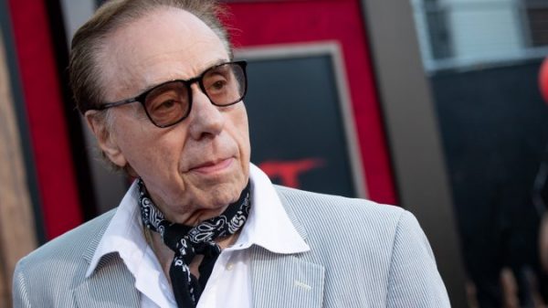 Peter Bogdanovich, ‘Paper Moon,’ ‘Final Image Present’ director, lifeless at 82 – Nationwide