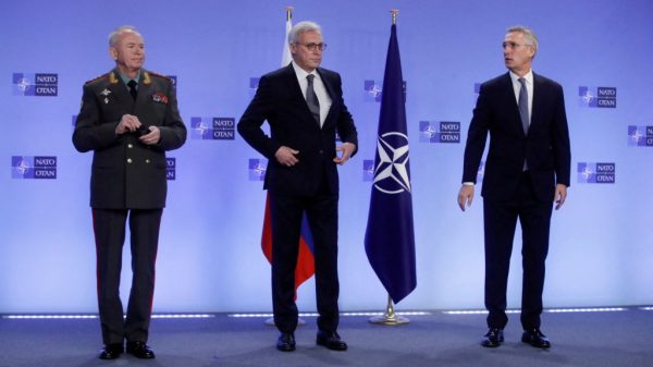 U.S., NATO meet with Russia over huge troop buildup at Ukraine border