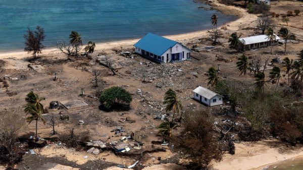 Elon Musk’s SpaceX Seeks to Reconnect Tonga to Web