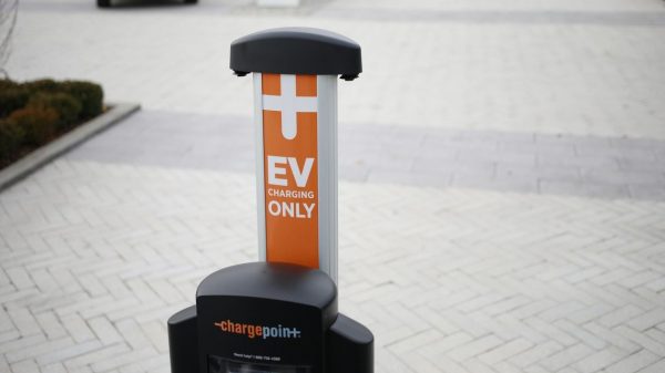 EV Charging Community Will Goal Interstate Highways