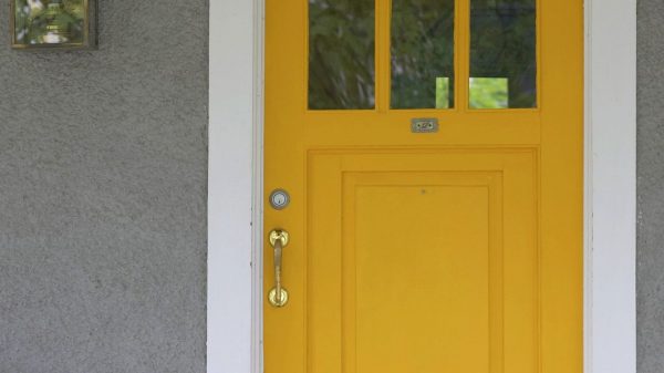 What Colour Ought to I Paint My Entrance Door?