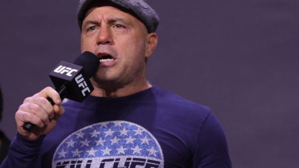 Fashionable US podcaster Joe Rogan apologises for utilizing racial slurs