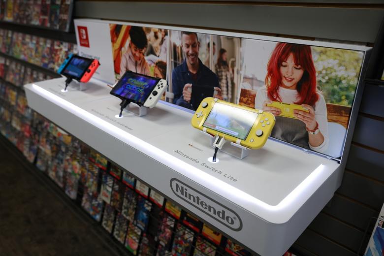 Nintendo cuts Swap outlook once more, console tops lifetime gross sales of Wii