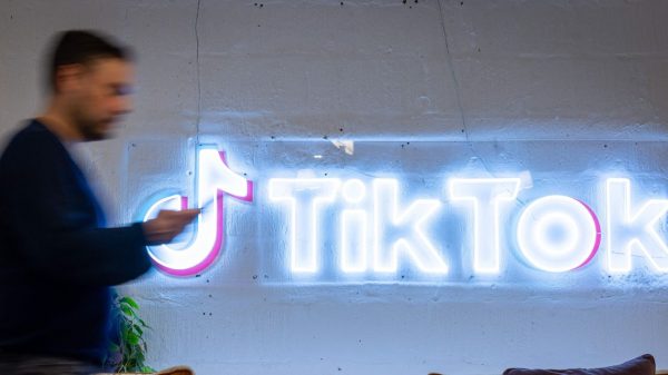 TikTok and Netflix Pull Again From Russia, Including to Its Tech and Media Isolation