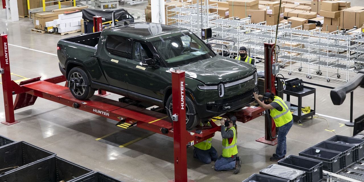 Rivian Automotive Curtails Manufacturing in 2022 Attributable to Provide-Chain Disruptions