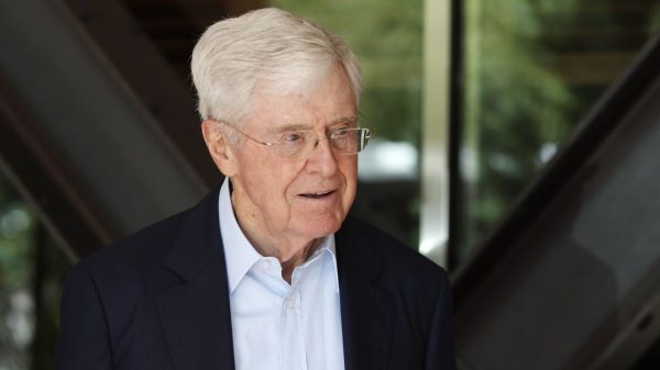 Koch Industries, Constructed on Oil, Bets Large on U.S. Batteries