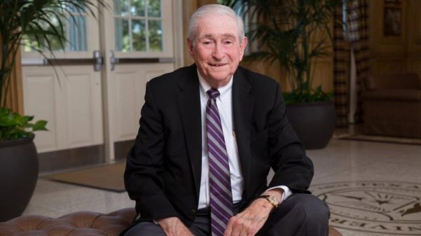 John Roach, pioneer of the private laptop, is useless at 83