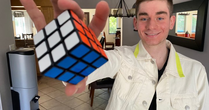 Meet a Montreal magician who has a ‘mind-boggling’ 1.7M TikTok followers