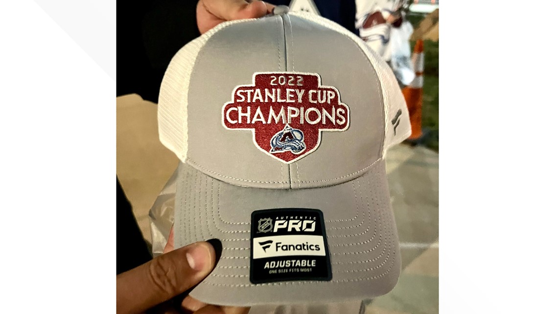 Colorado Avalanche followers shopping for 2022 Stanley Cup Ultimate merchandise
