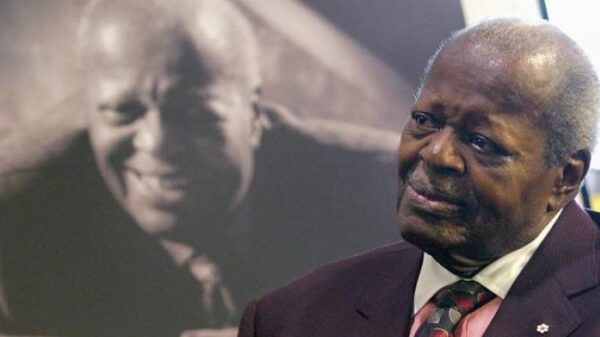 Particular Canadian coin to commemorate music legend Oscar Peterson